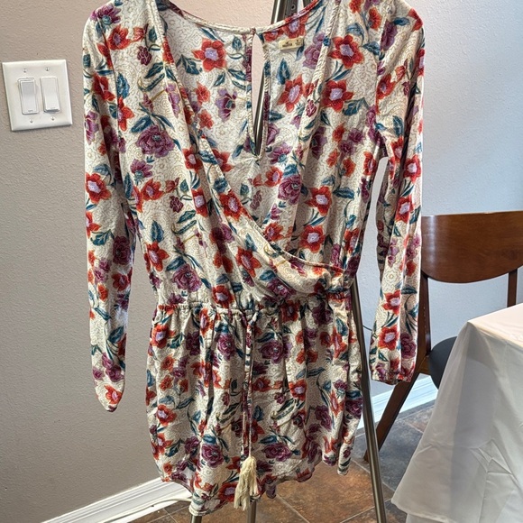 Hollister Floral jumpsuit Print Women's - Picture 1 of 16